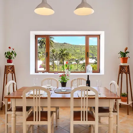 Casa Maria Dolores Haria