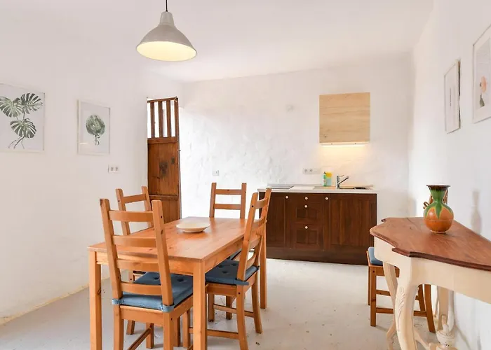 Casa Maria Dolores * Haría